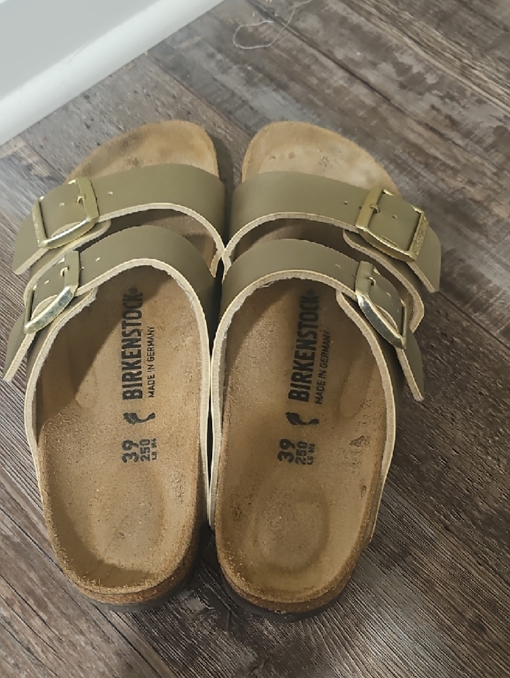 Birkenstock Women’s Two-Strap Sandals in Metallic Gold - Picture 2 of 5